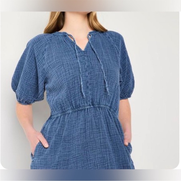 a.n.a Short Sleeve Popover Dress (Bust:42”-44”
Length: 37.5”) - Picture 7 of 8